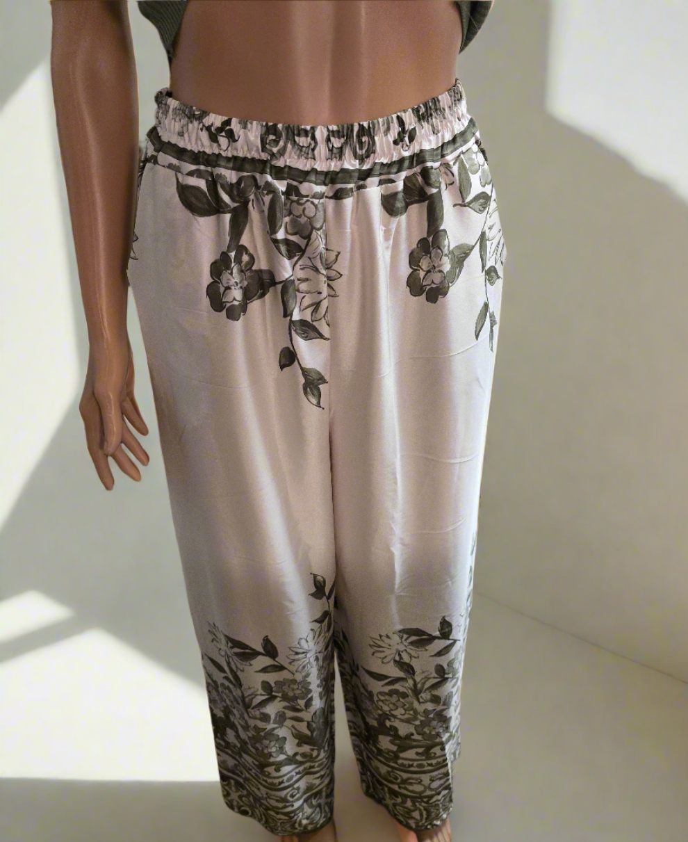 Satin Hose mit Muster