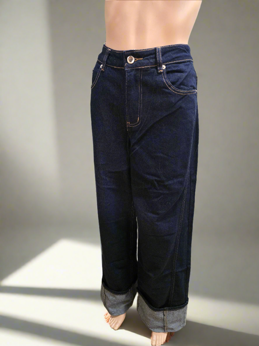 Jeans mit weitem Elefantenbein
