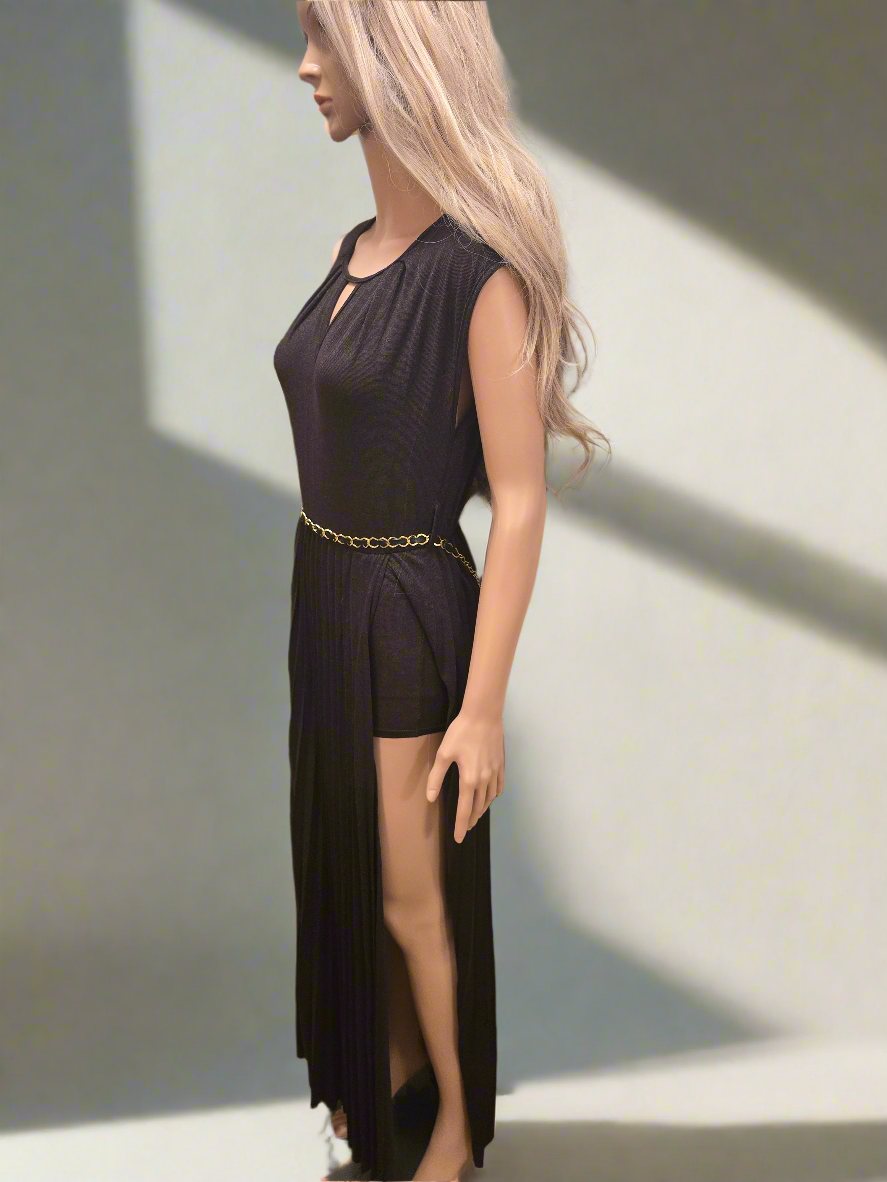 Langes Kleid mit Shorts