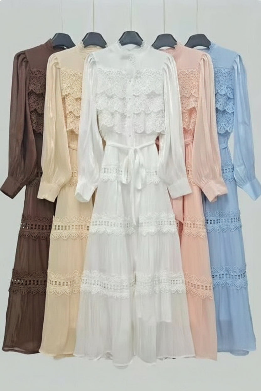 Elegantes Chiffon-Maxikleid mit Häkelspitze