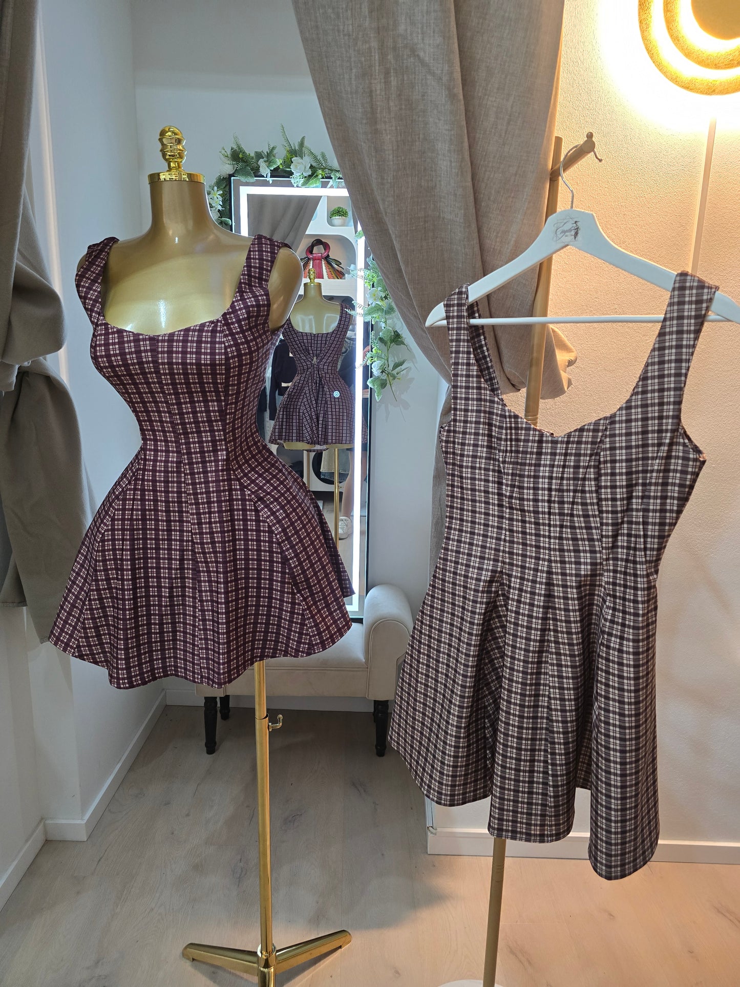 Kariertes A Linienkleid