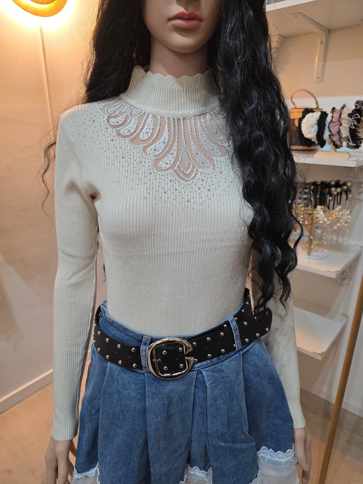 Oberteil mit Spitze und Strass