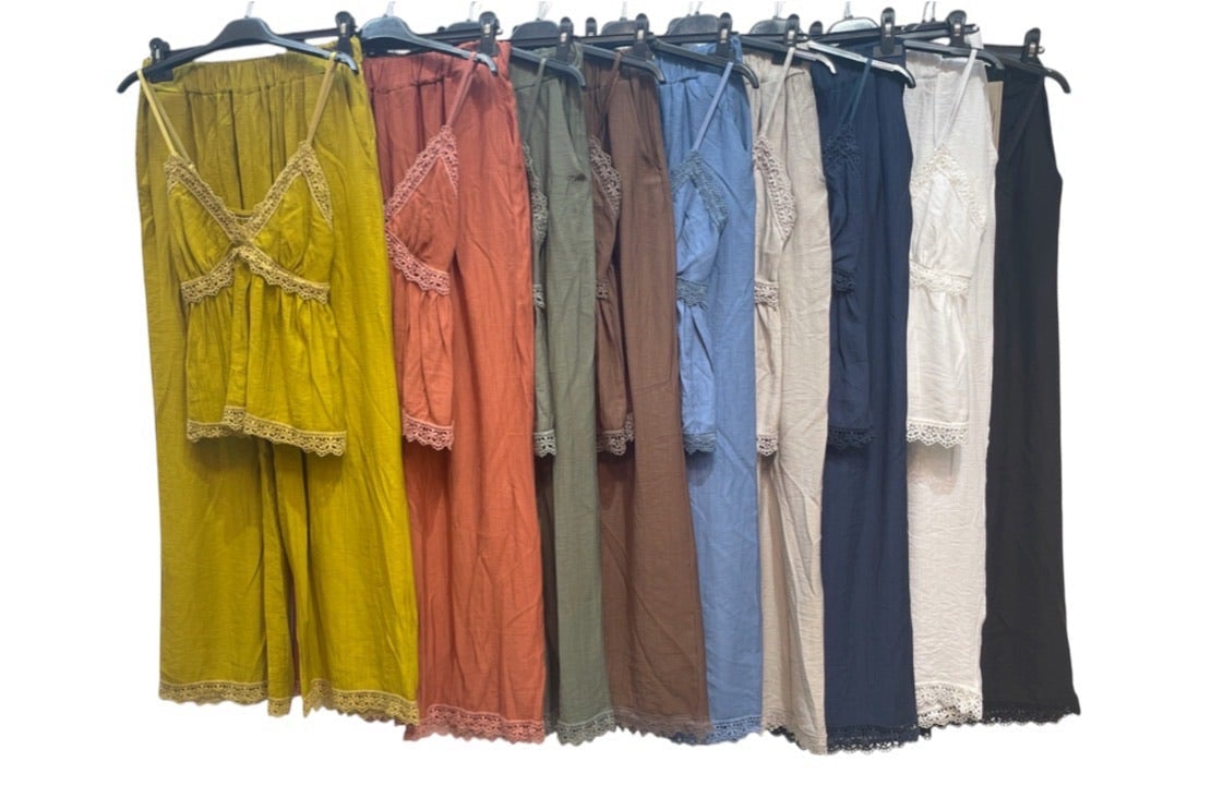 Weite Sommerhose mit Spitze