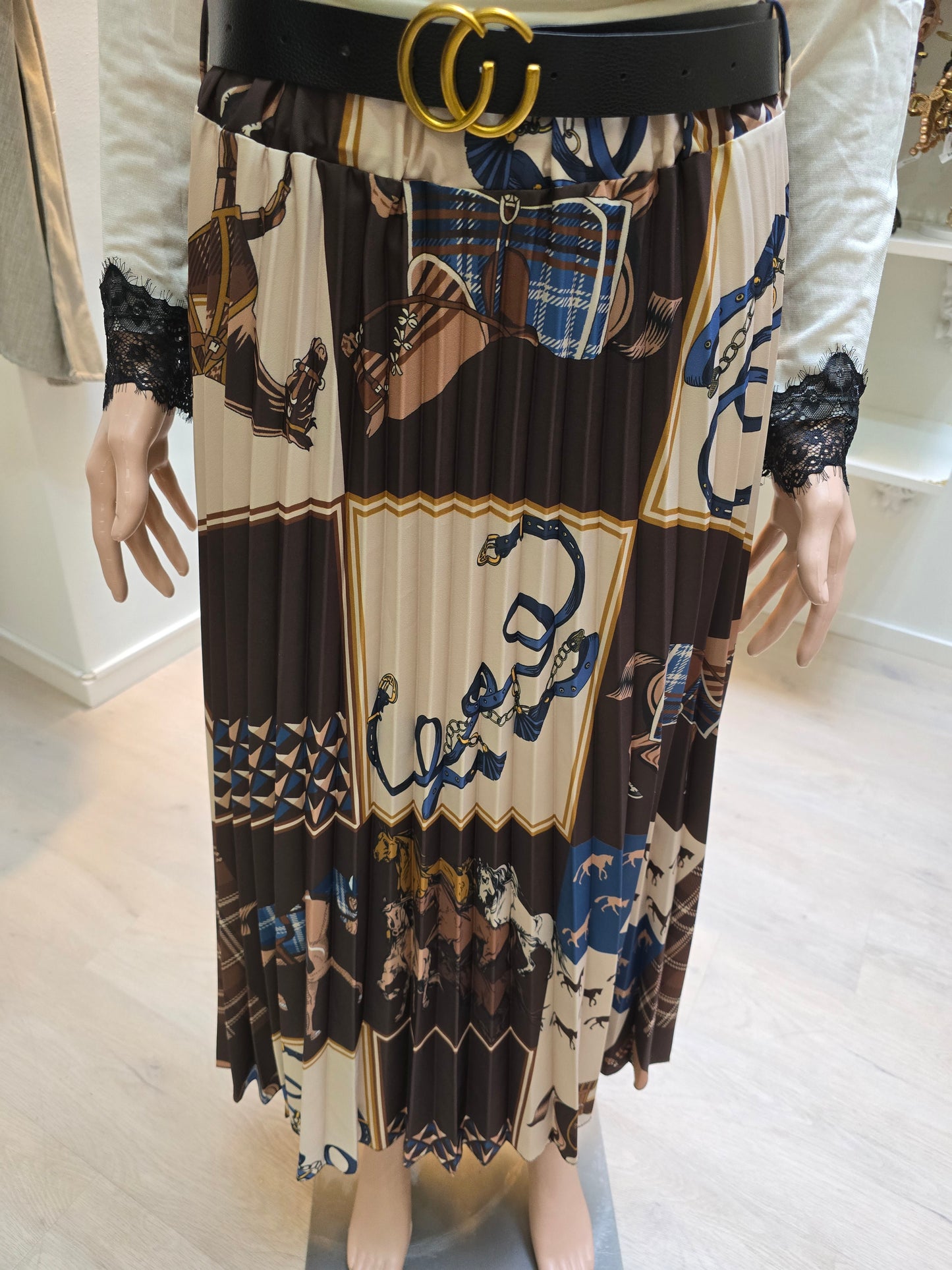 Plisseerock mit Pferdemuster