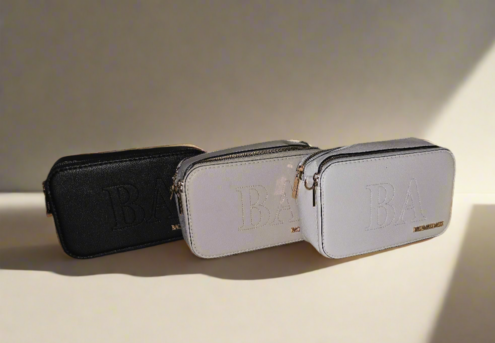 Tasche mit Logo Band