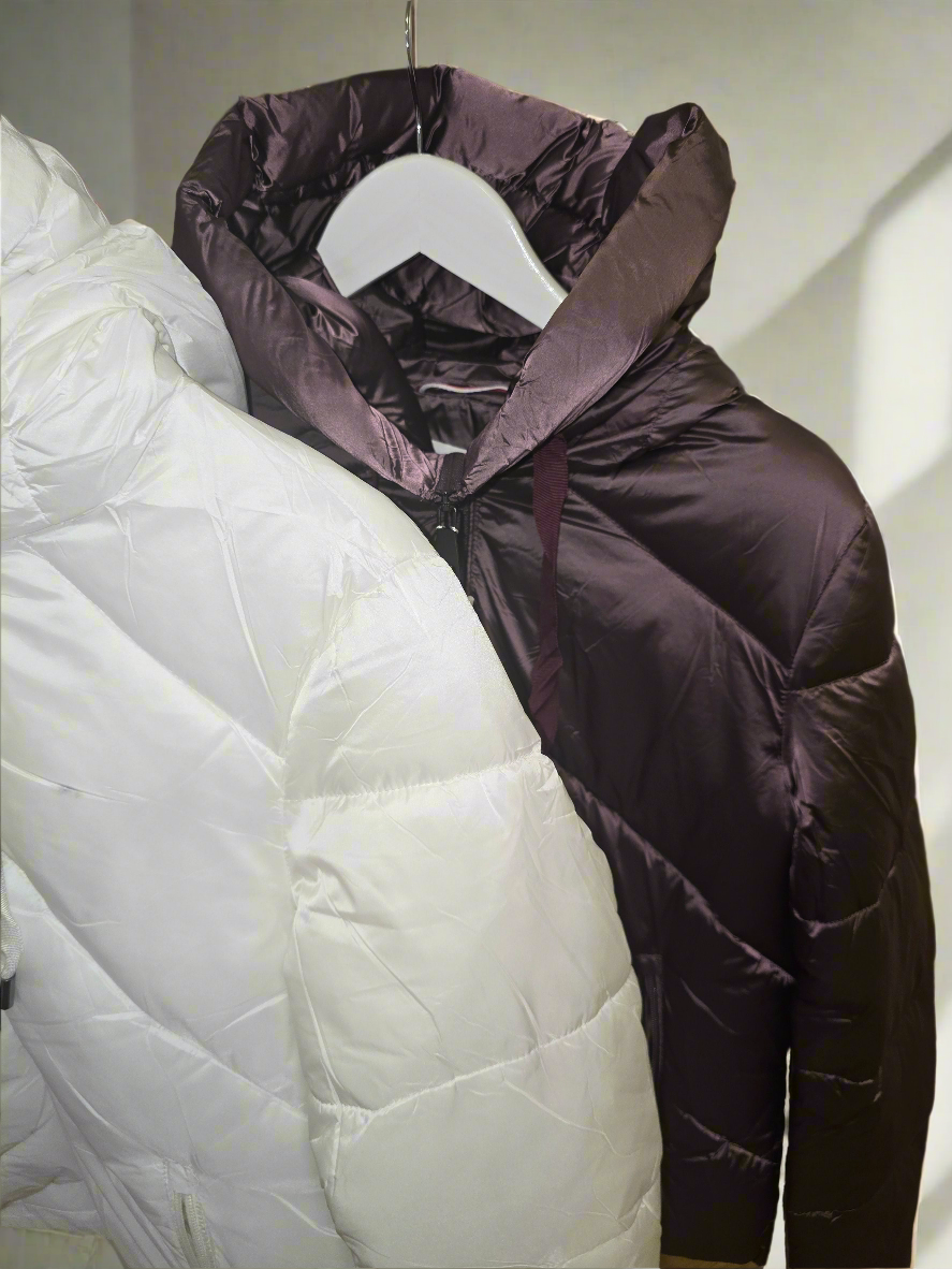 Steppjacke mit Kapuze