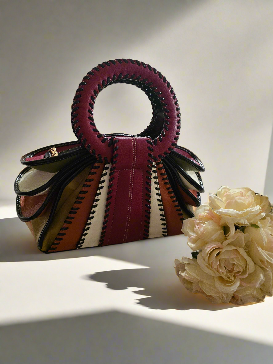 Ringgriff-Tasche im Retro-Look