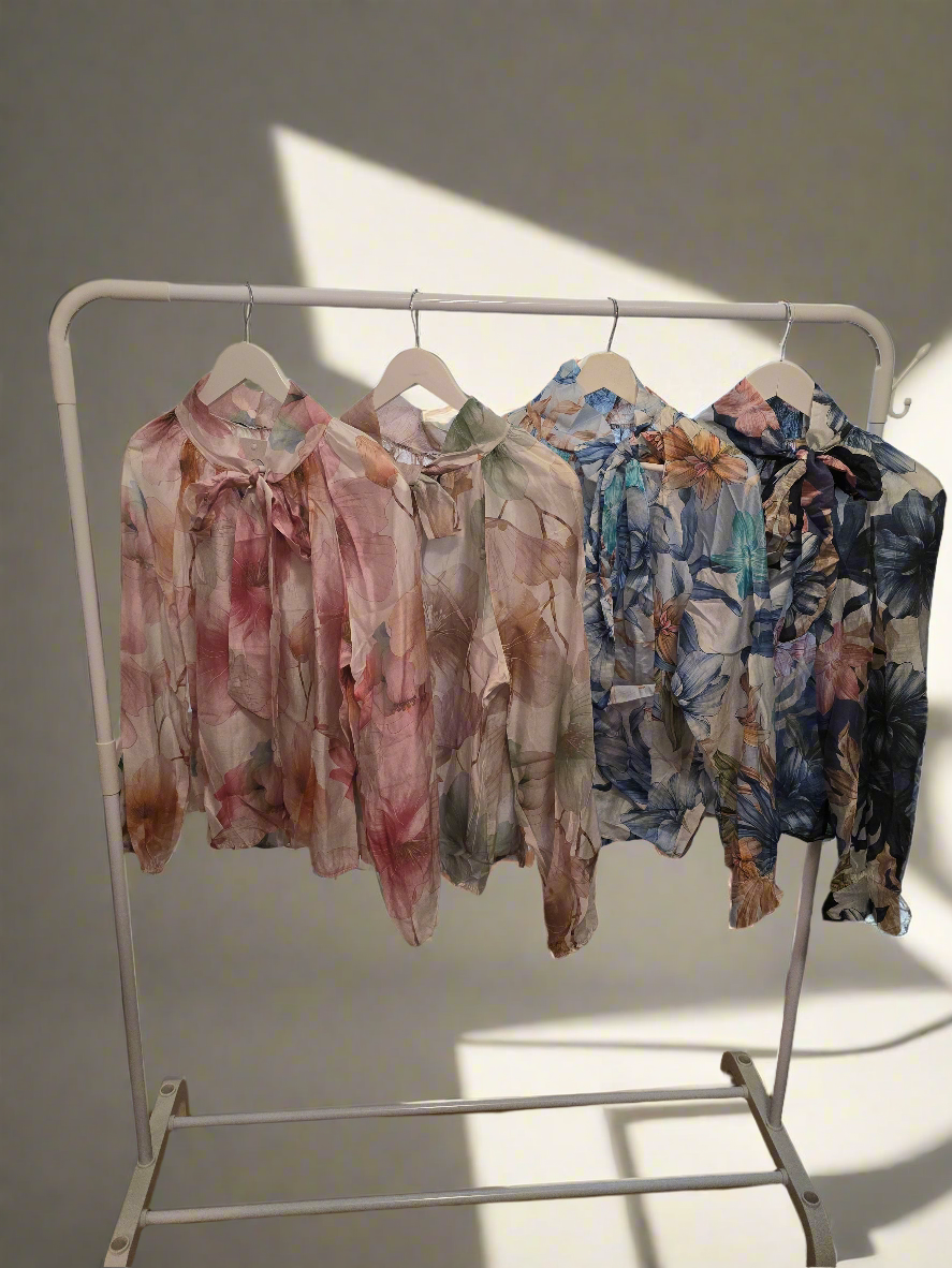 Bluse mit Blumenmuster