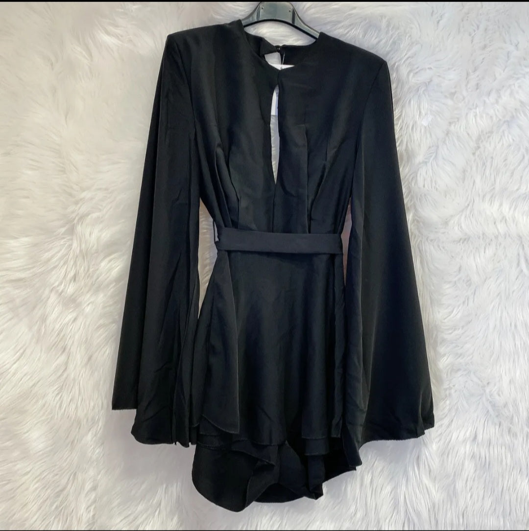 Langärmeliges A Linien Kleid mit Shorts