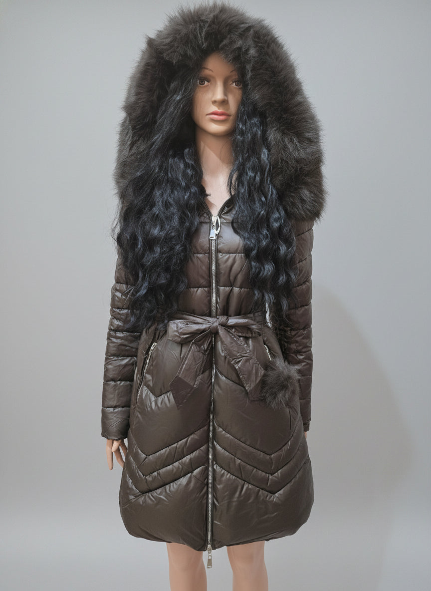 Steppjacke mit Fellmütze