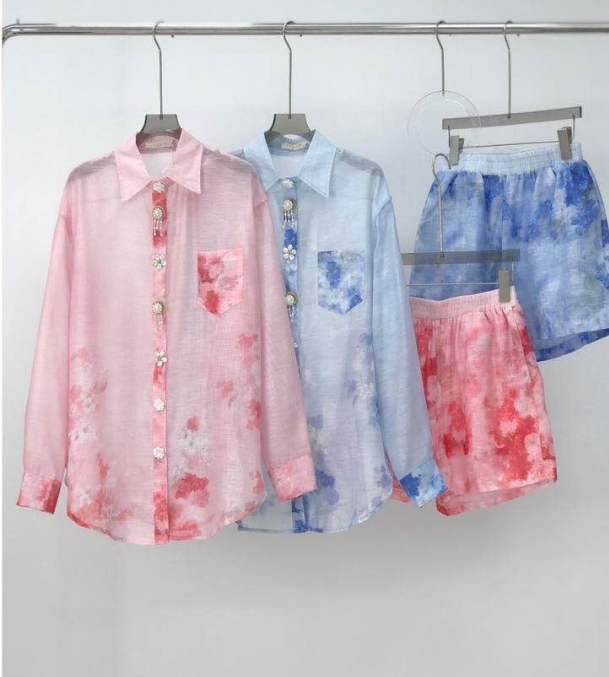 Batik-Bluse in Leinenoptik