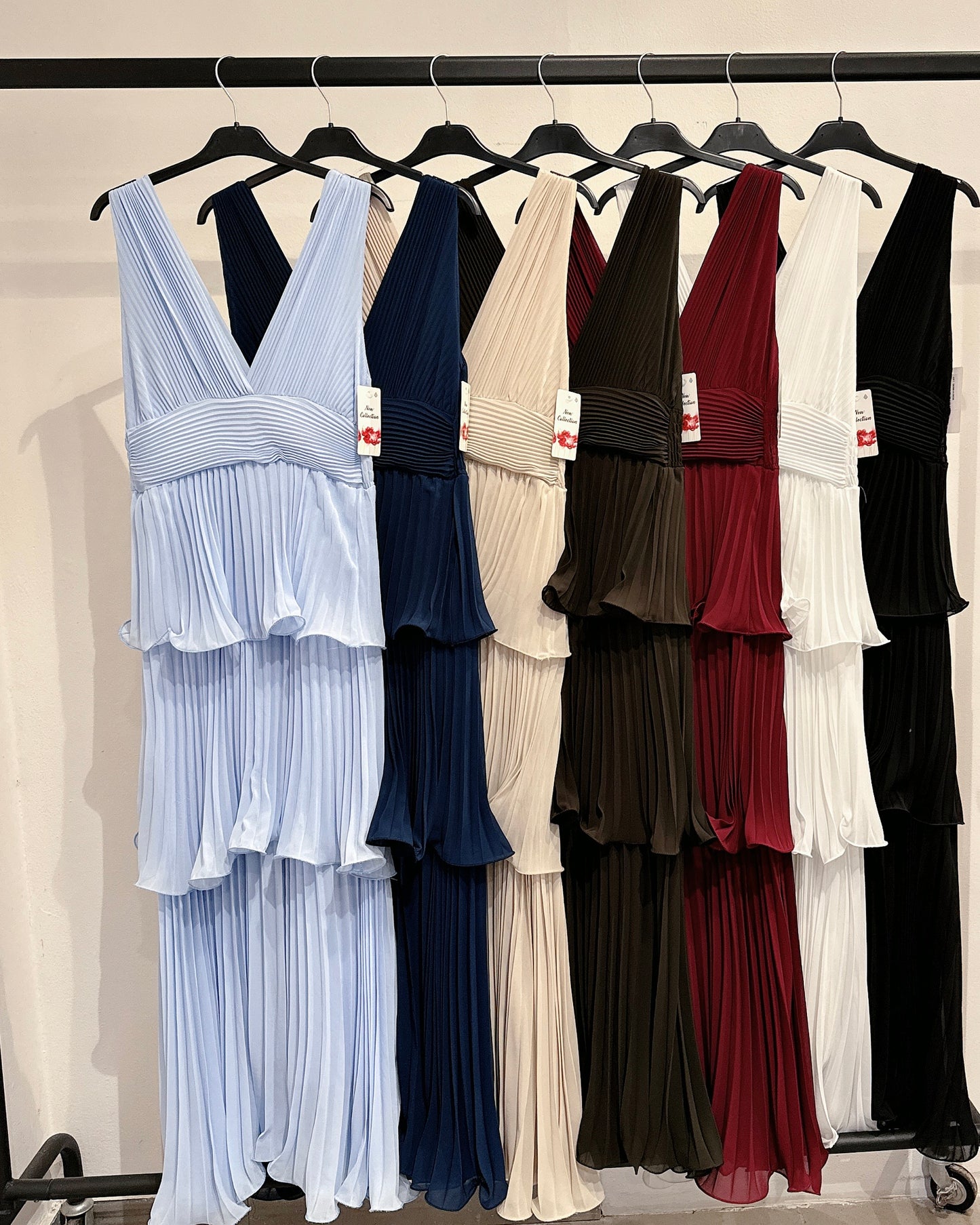Langes Kleid mit Volant