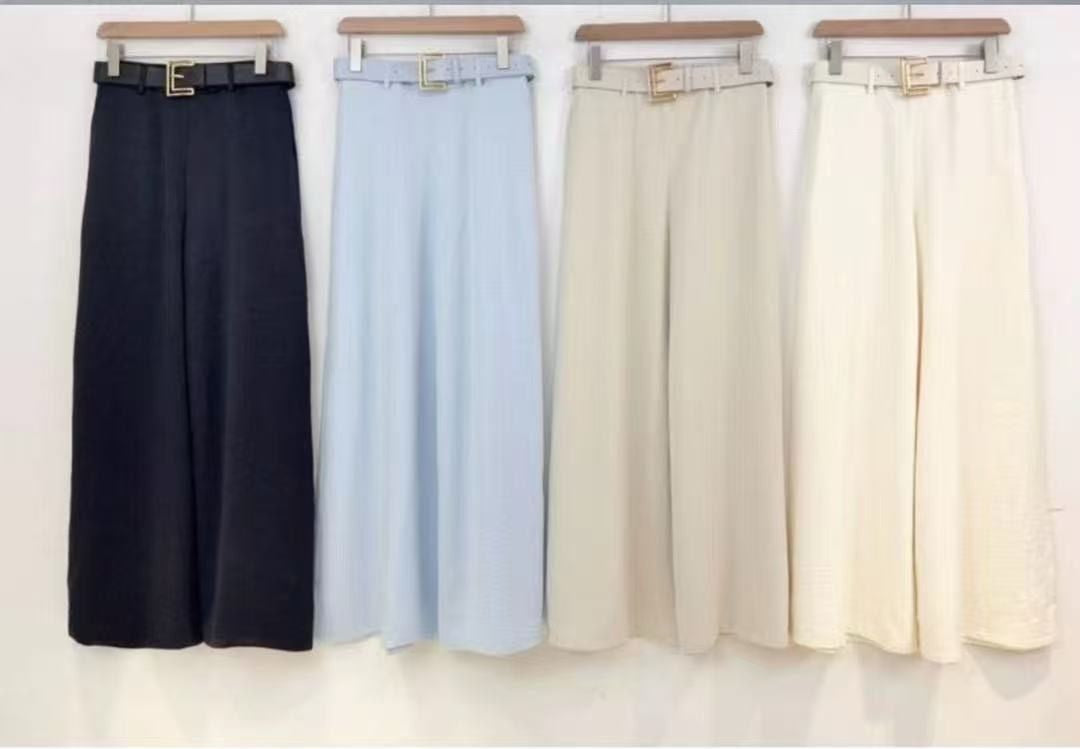 Flowy Wide Leg Hose