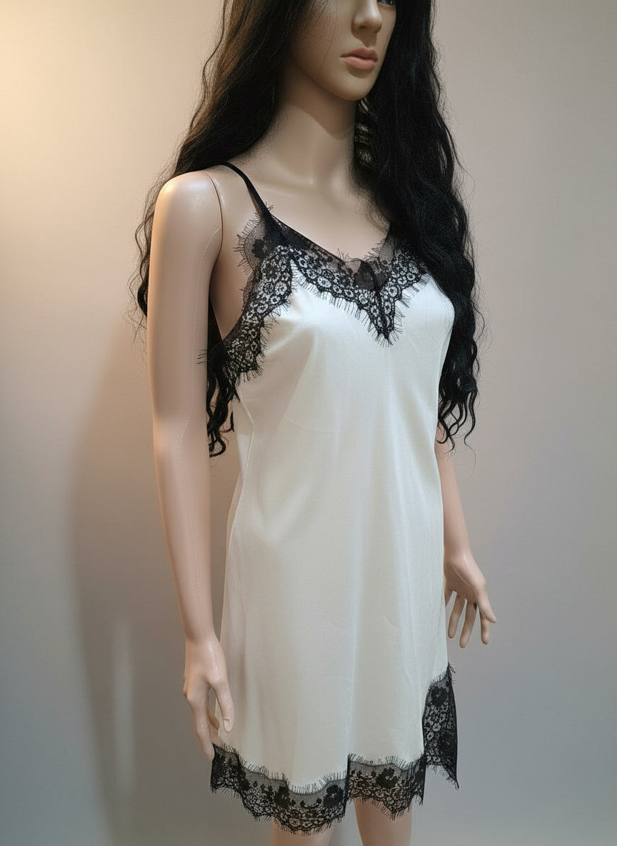 Lingerie Kleid mit Sptize