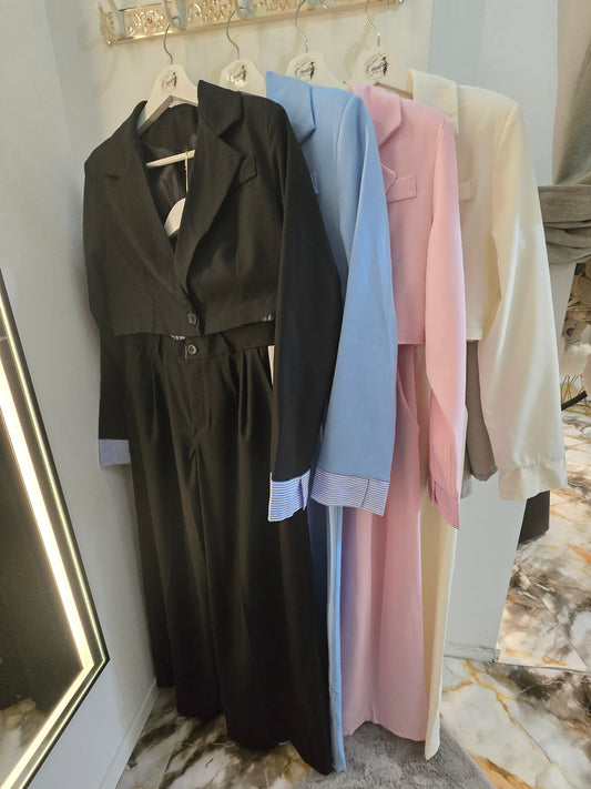 Anzug-Set mit kurzem Blazer