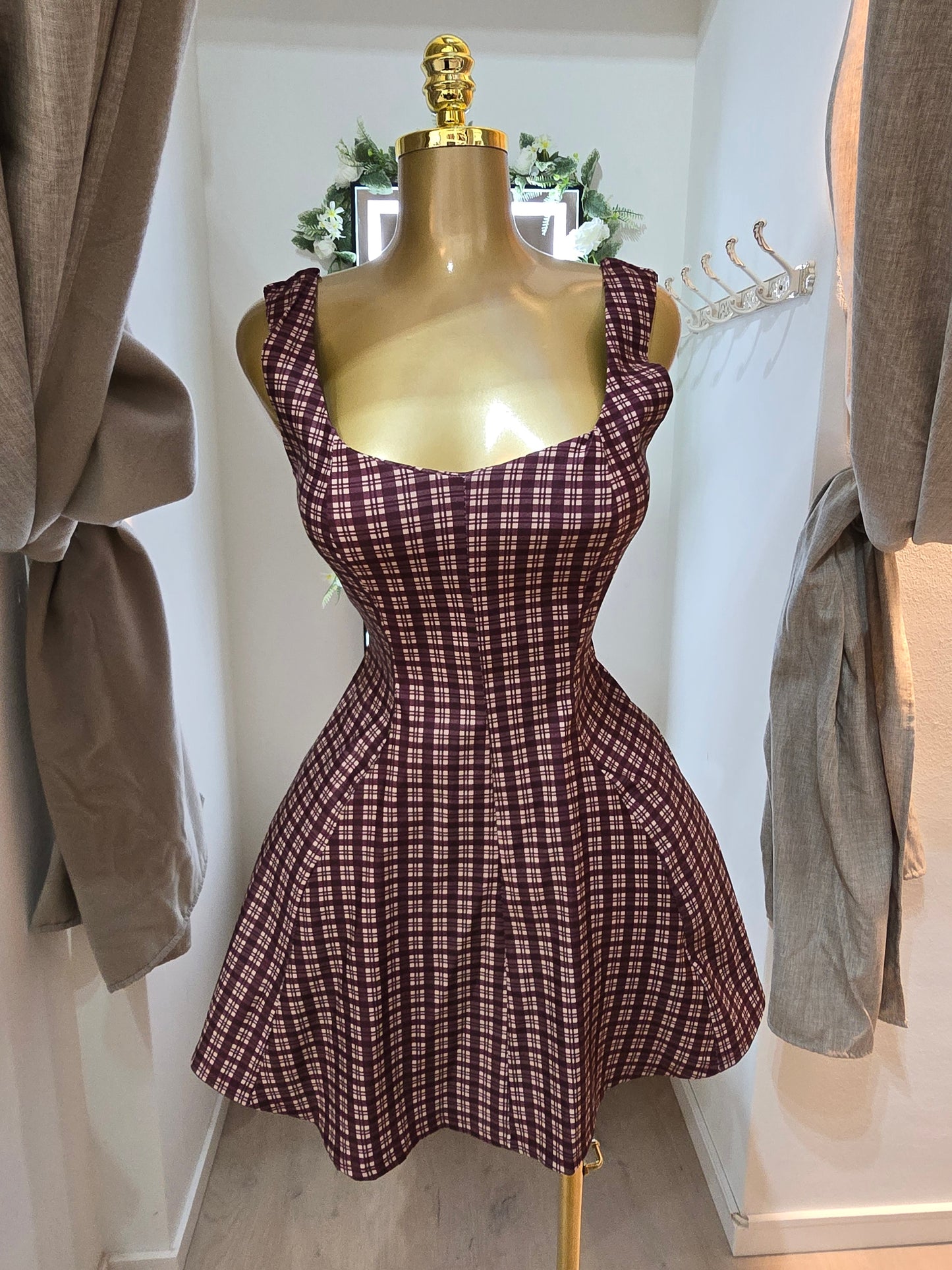 Kariertes A Linienkleid