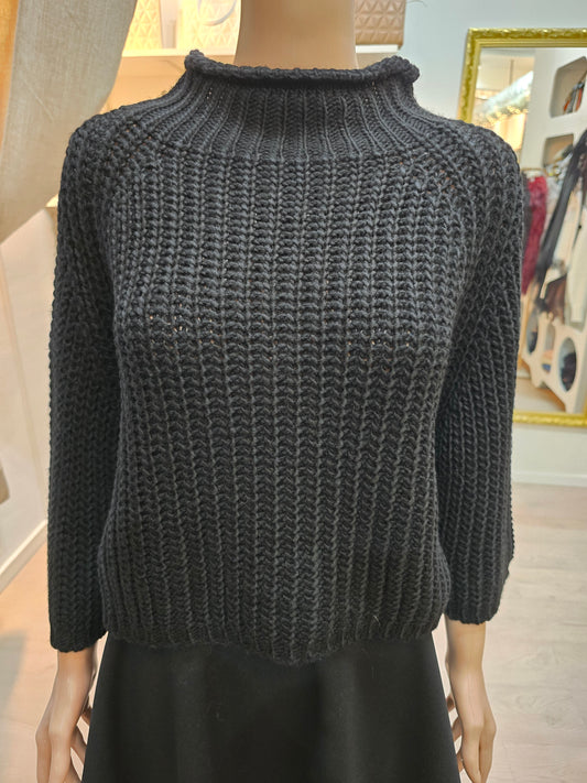 Pullover mit hohem Kragen