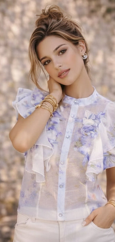 Bluse mit Blumen und Strassknöpfe