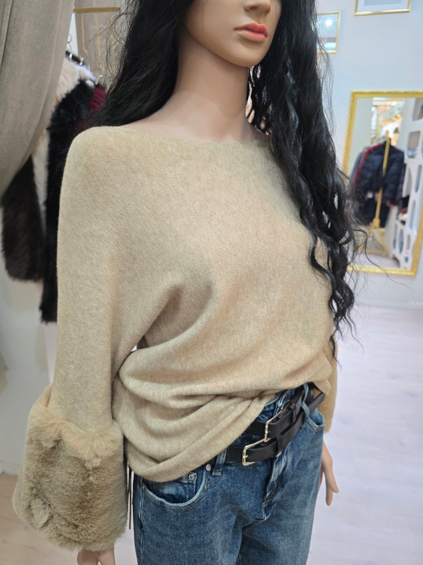 Pullover mit Plüsch Ärmel