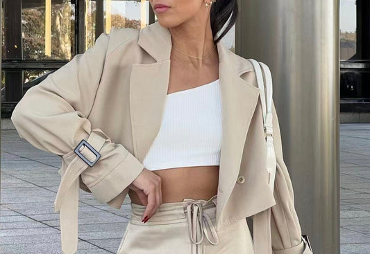 Kurzer Trenchcoat